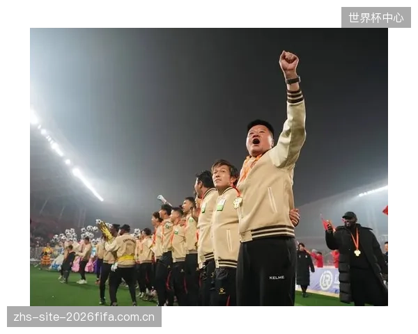 前辽宁铁人队长邦本宜裕在冬窗正式转会，加盟中甲球队延边龙鼎。